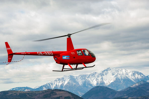 helicopter-sightseeing-flight-wien-bad-voeslau-voeslauer-r44-robinson-voucher