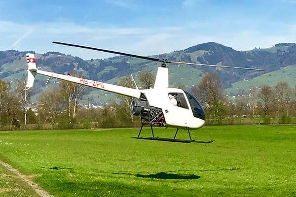 helicopter-robinson-r22-fly-yourself-sitterdorf-st.gallen-constance